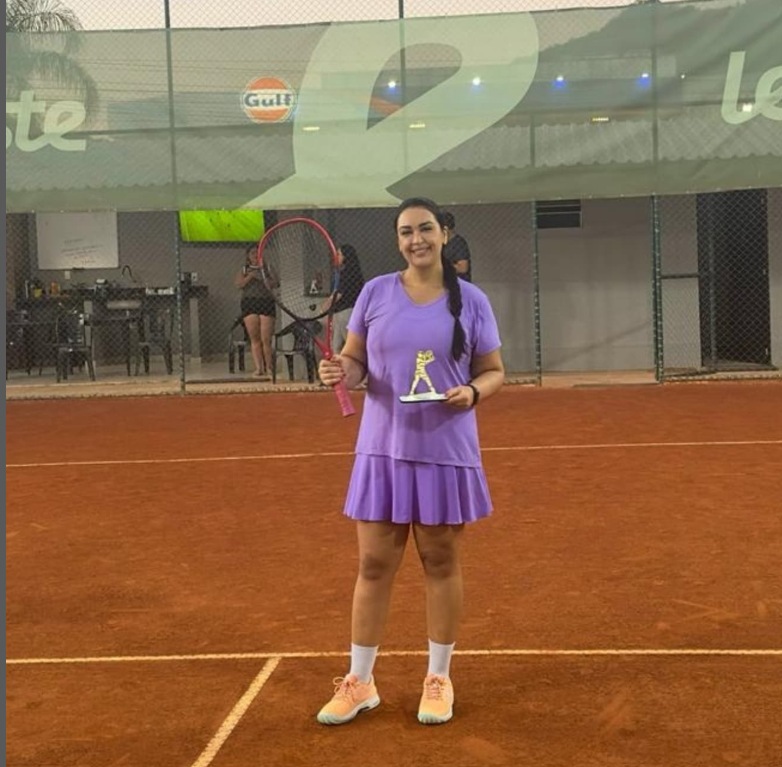 Campeã Bruna Helena